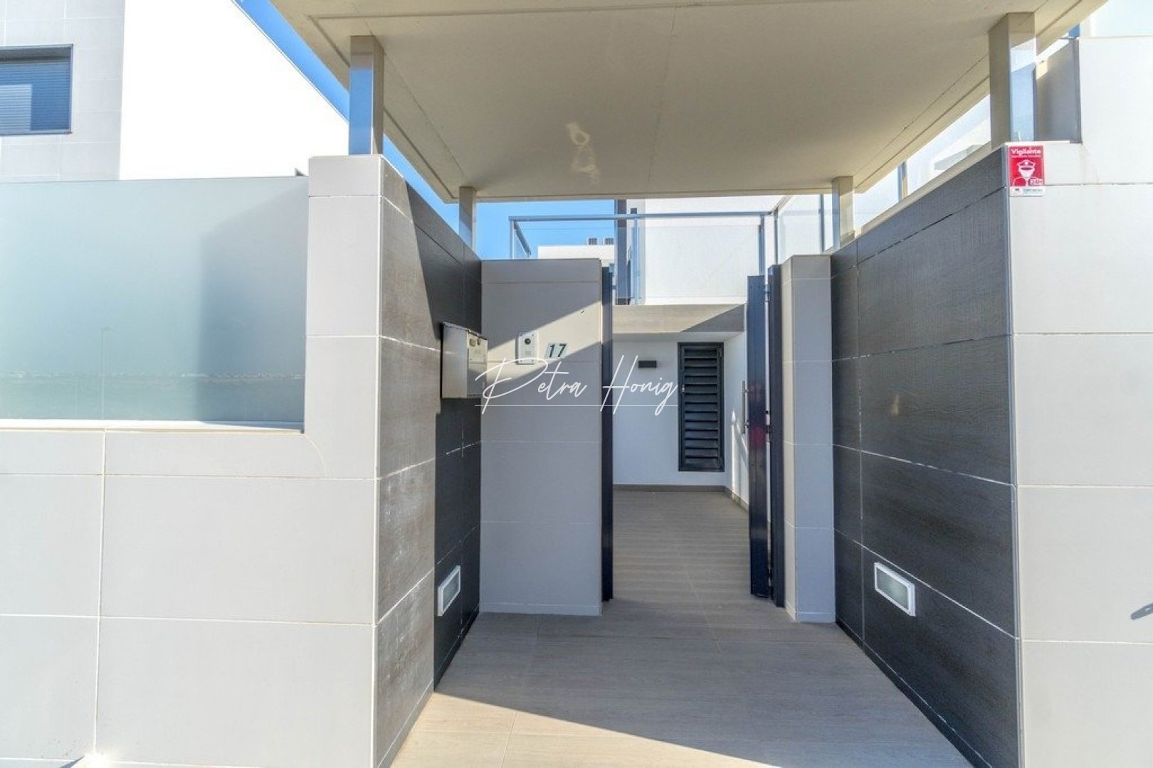 Gebrauchtobjekte - Einfamilienhaus - Orihuela Costa - Agua Marina