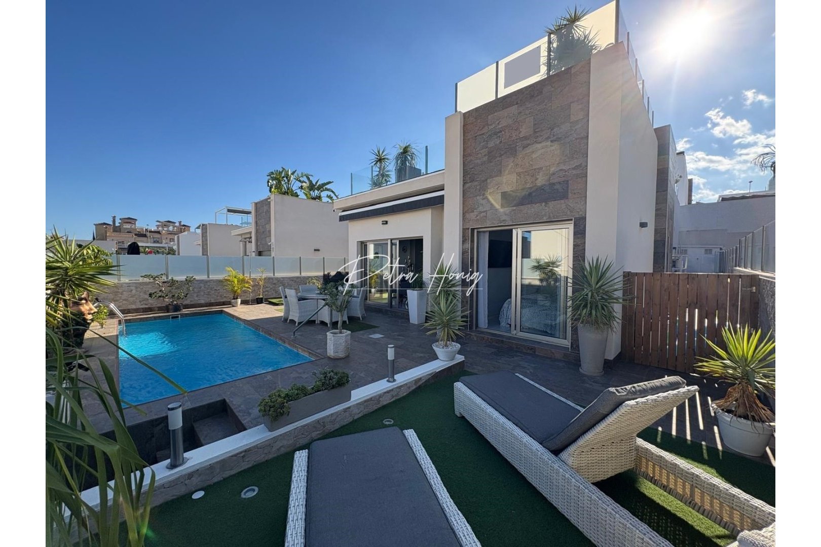 Gebrauchtobjekte - Einfamilienhaus - Orihuela Costa - Villamartin