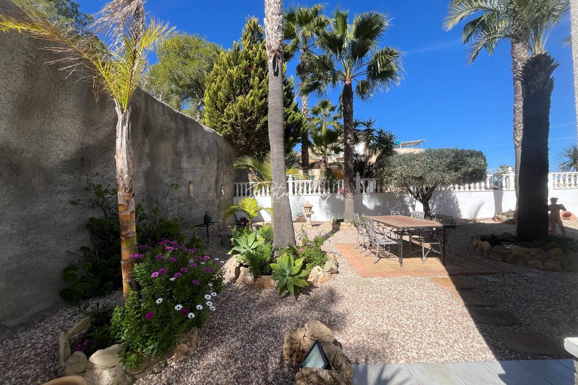 Gebrauchtobjekte - Einfamilienhaus - San Miguel de Salinas - Ciudad de las comunicaciones