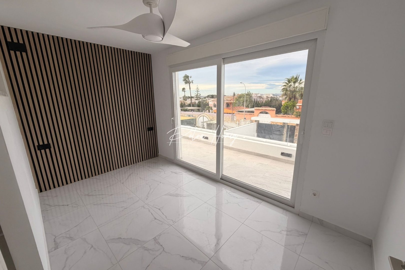 Gebrauchtobjekte - Einfamilienhaus - Torrevieja - La Siesta