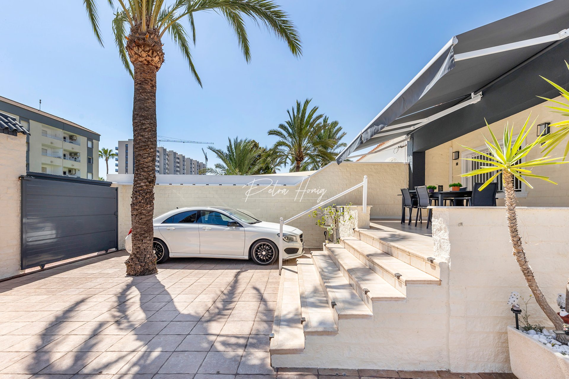 Gebrauchtobjekte - Einfamilienhaus - Torrevieja - Rocio del Mar