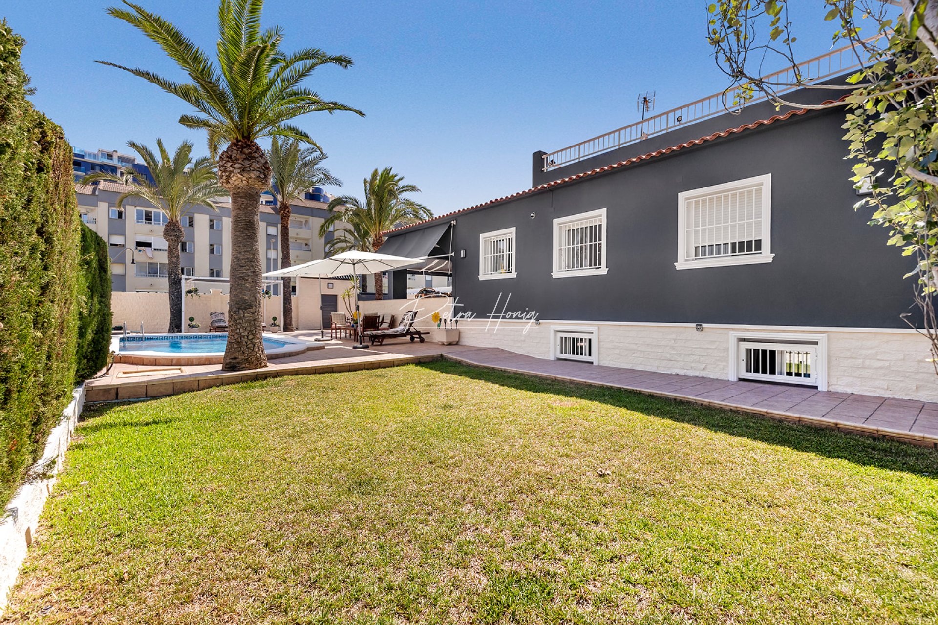Gebrauchtobjekte - Einfamilienhaus - Torrevieja - Rocio del Mar