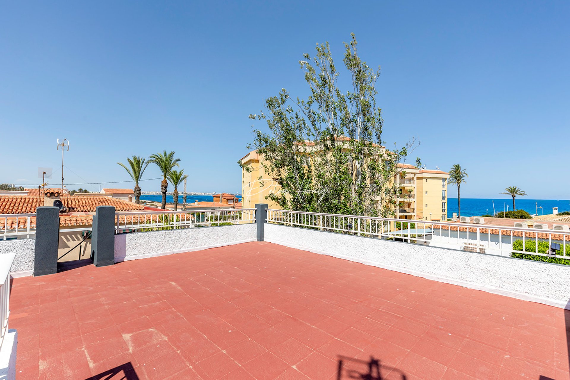 Gebrauchtobjekte - Einfamilienhaus - Torrevieja - Rocio del Mar