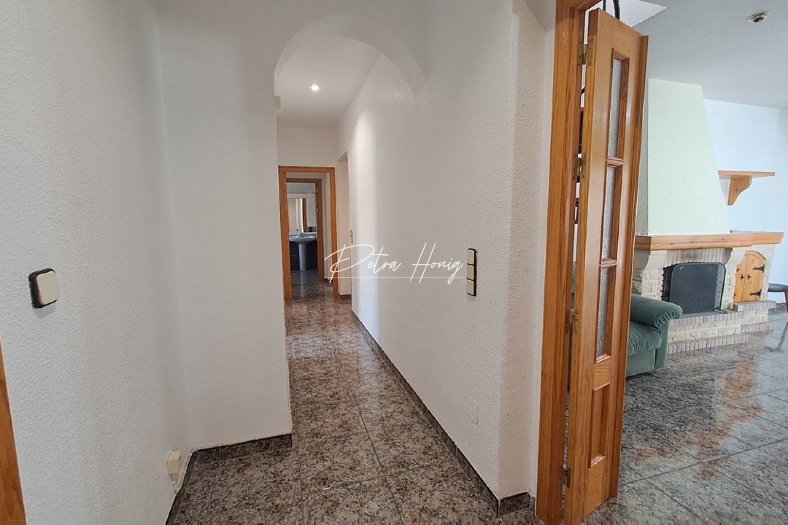 Gebrauchtobjekte - Einfamilienhaus - Villamartin