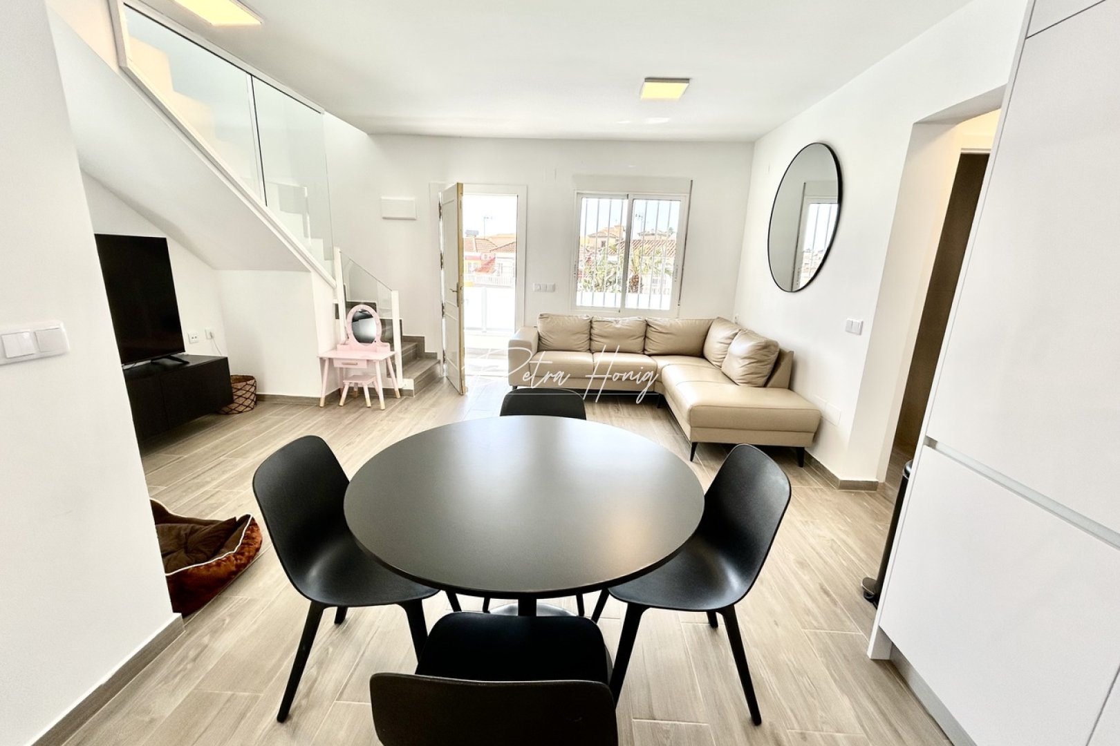 Gebrauchtobjekte - Einfamilienhaus - Villamartin