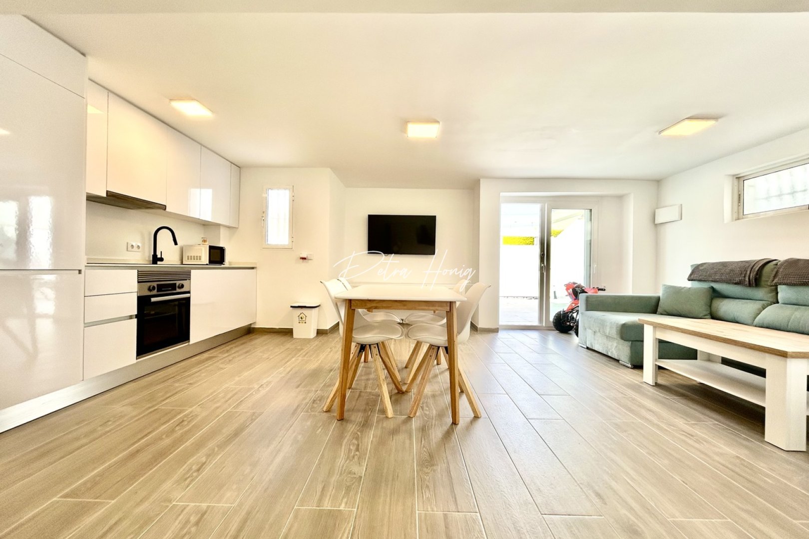 Gebrauchtobjekte - Einfamilienhaus - Villamartin