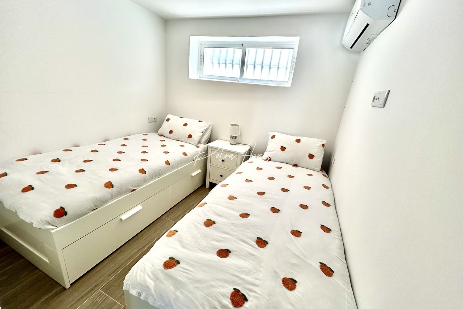 Gebrauchtobjekte - Einfamilienhaus - Villamartin