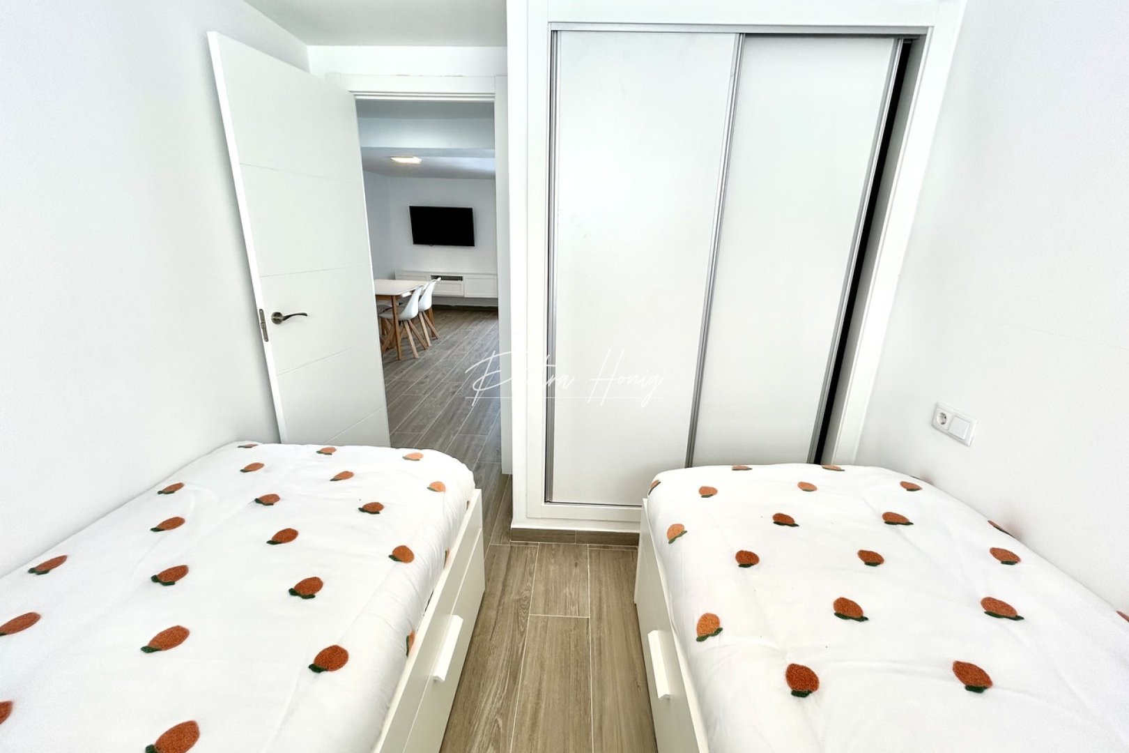 Gebrauchtobjekte - Einfamilienhaus - Villamartin