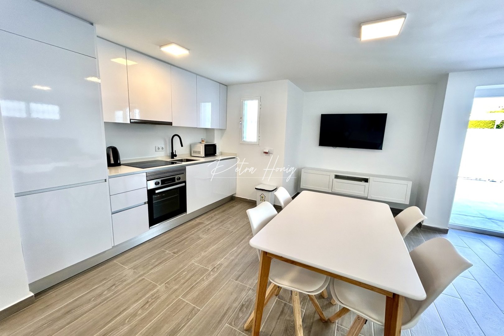 Gebrauchtobjekte - Einfamilienhaus - Villamartin