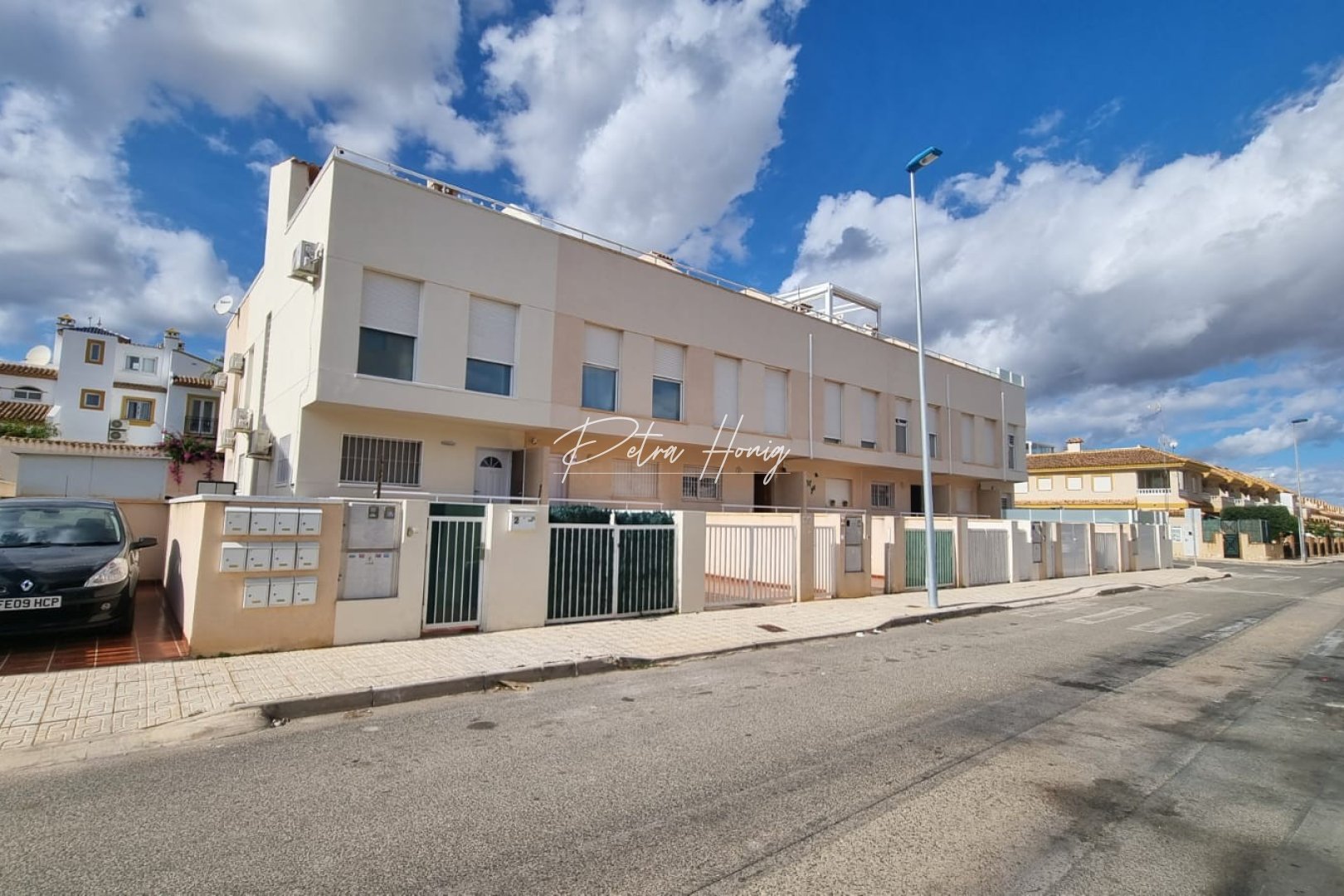 Gebrauchtobjekte - House - Townhouse - Orihuela Costa - Los Dolses