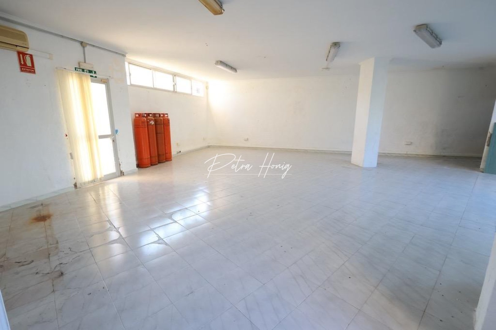 Gebrauchtobjekte - Kommerzielle Immobilie - La Zenia