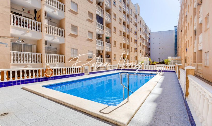 Lägenhet - Resales - Torrevieja - Playa del Cura