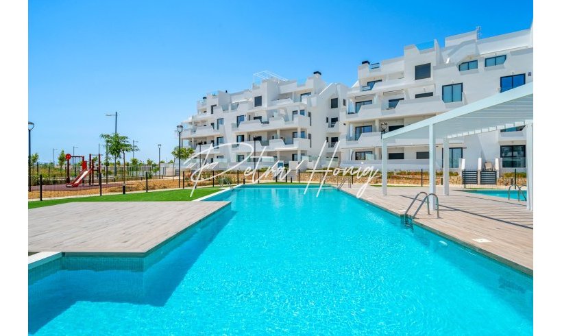 Leilighet - Til Salgs - Other areas - Santa Rosalia Lake And Life Resort