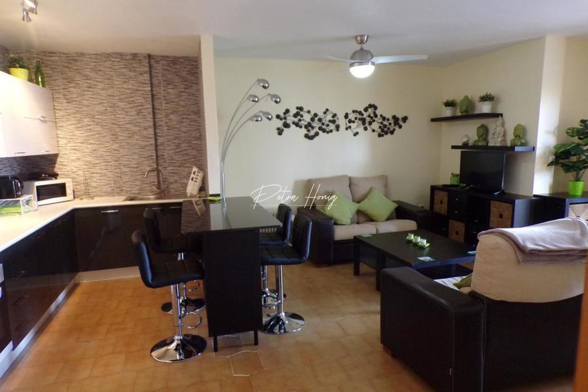Long Term Rentals - Apartment - Villamartin