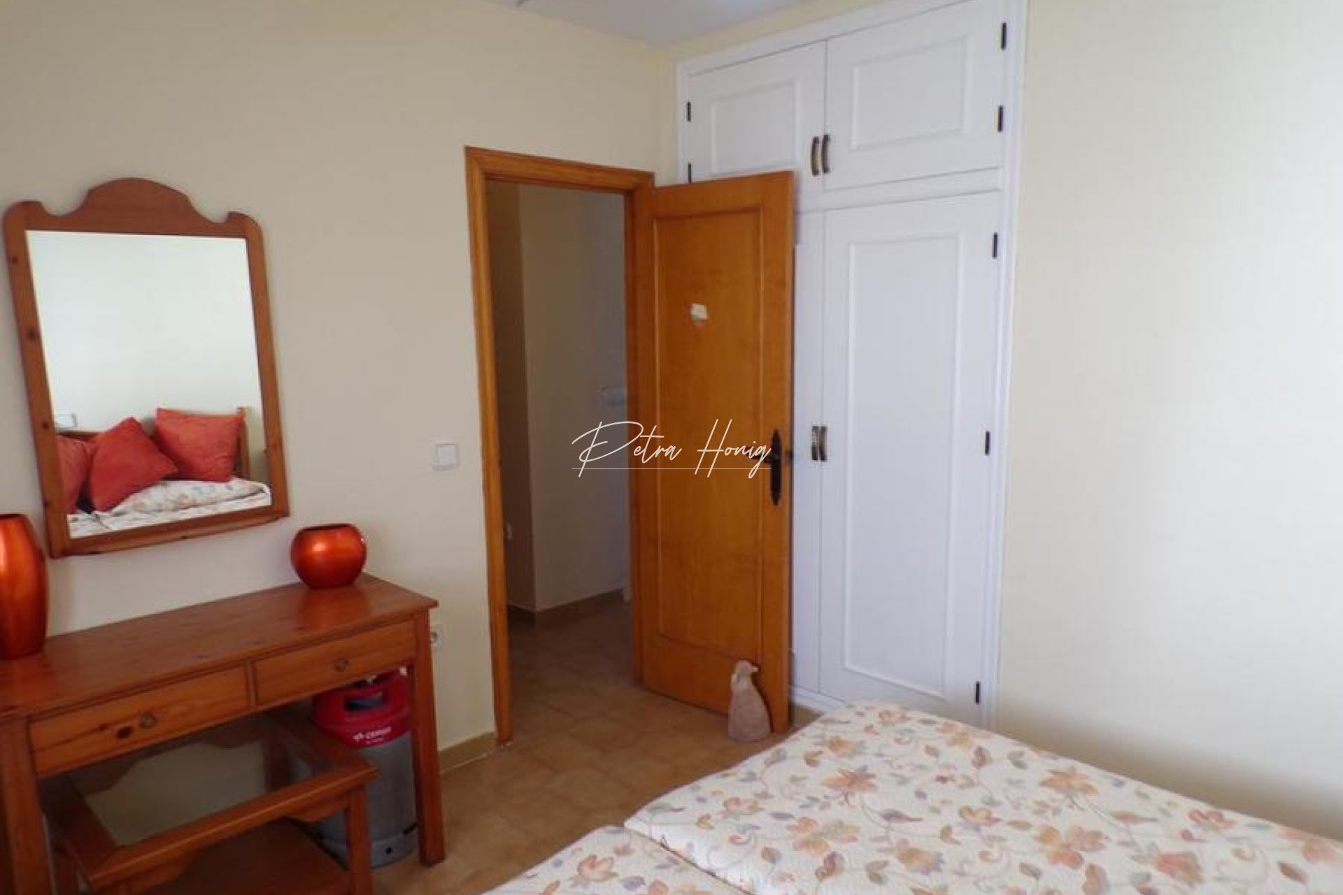 Long Term Rentals - Apartment - Villamartin