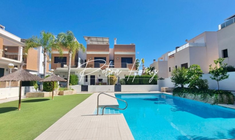 Maison de ville - A Vendre - Ciudad Quesada - Pueblo Bravo