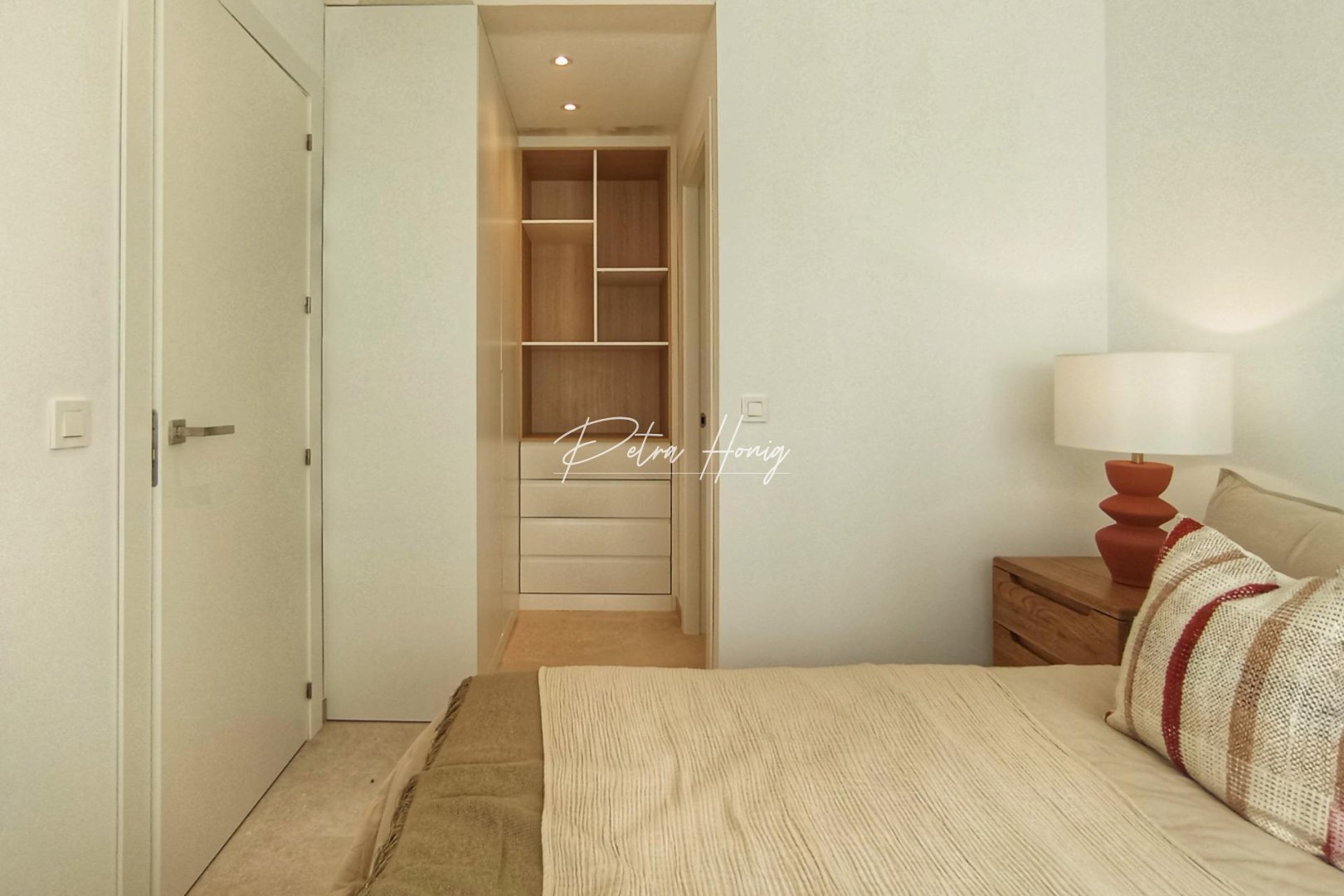 mpya - Bungalow - Dolores - Sector 3
