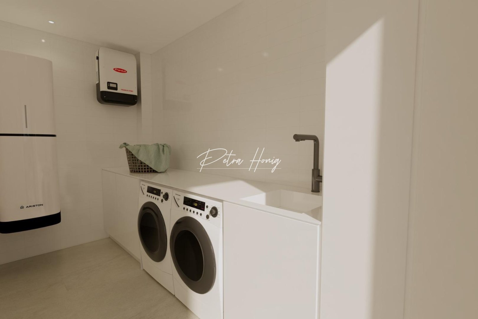 mpya - Villa - Dolores - Sector 3