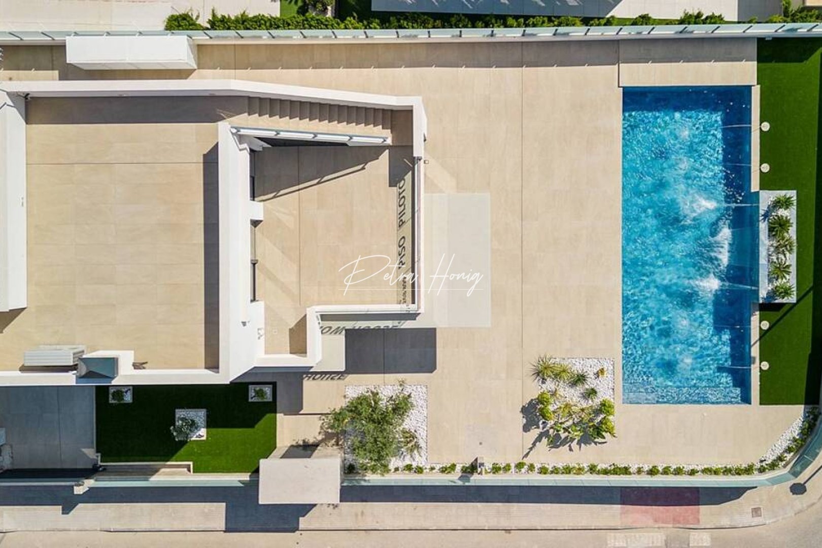 Neubau-Projekte - Einfamilienhaus - Campoamor