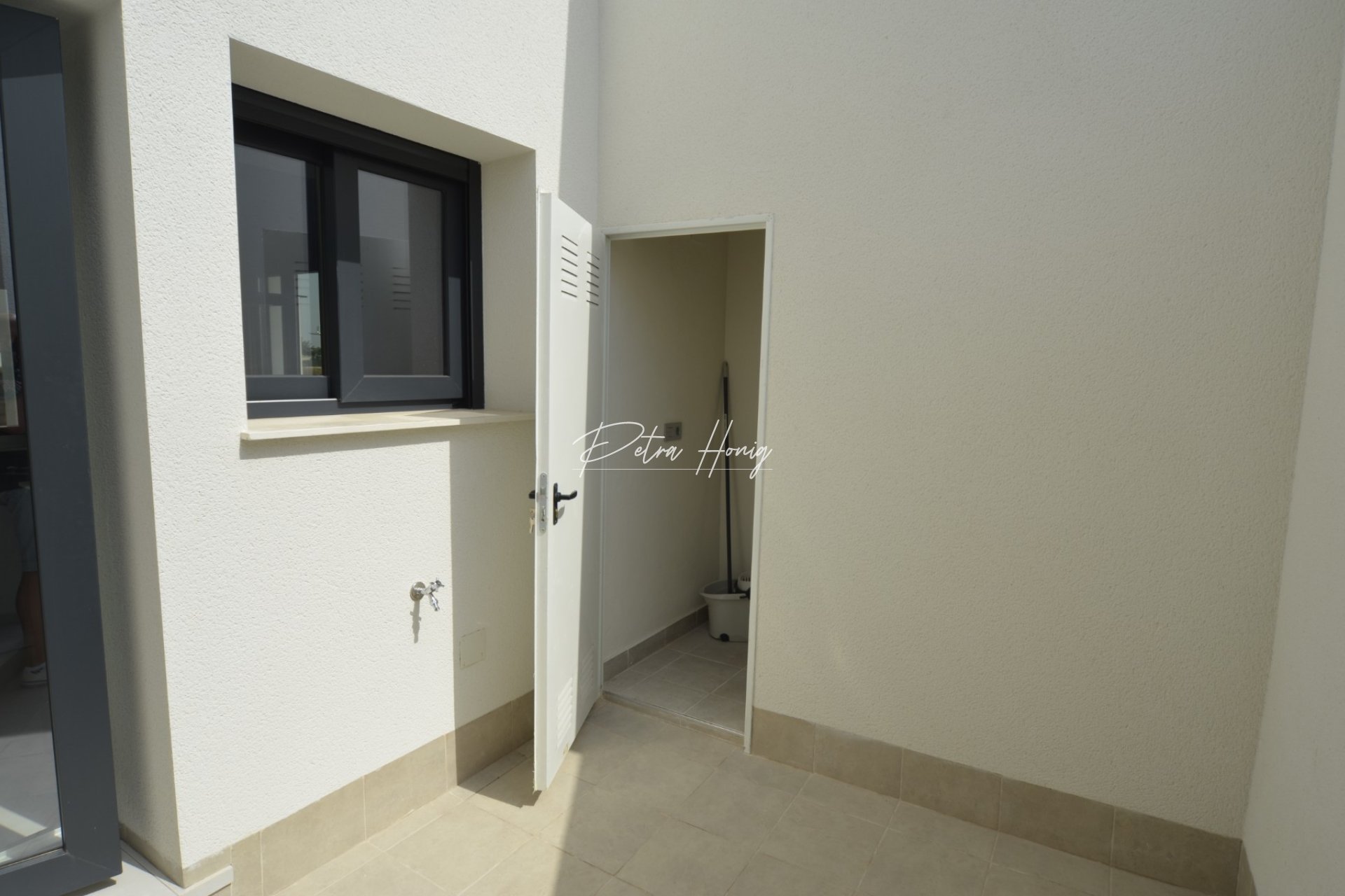 New build -  - Daya Nueva