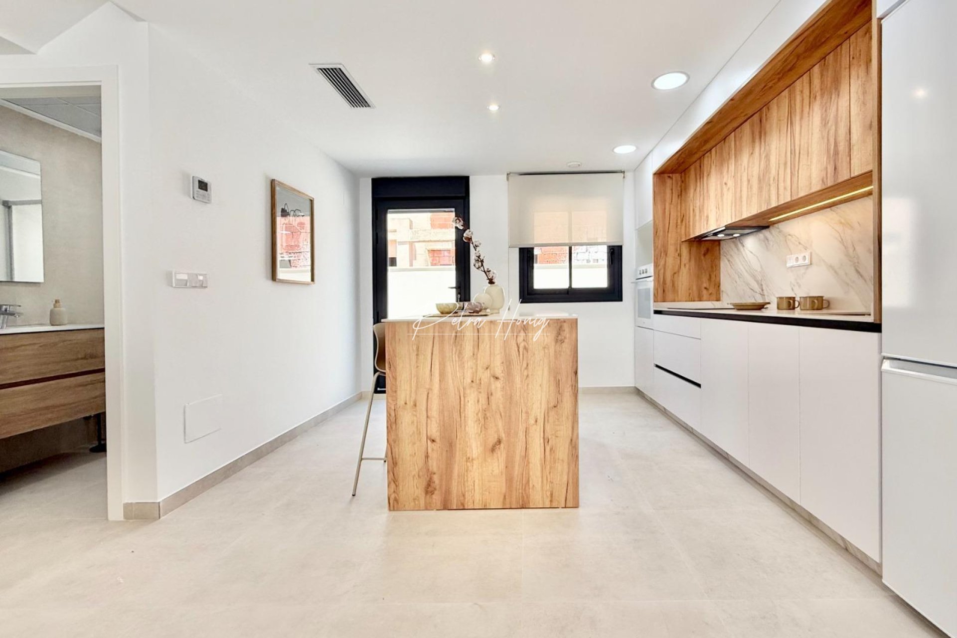 New build - Townhouse - Cox - San Fernando