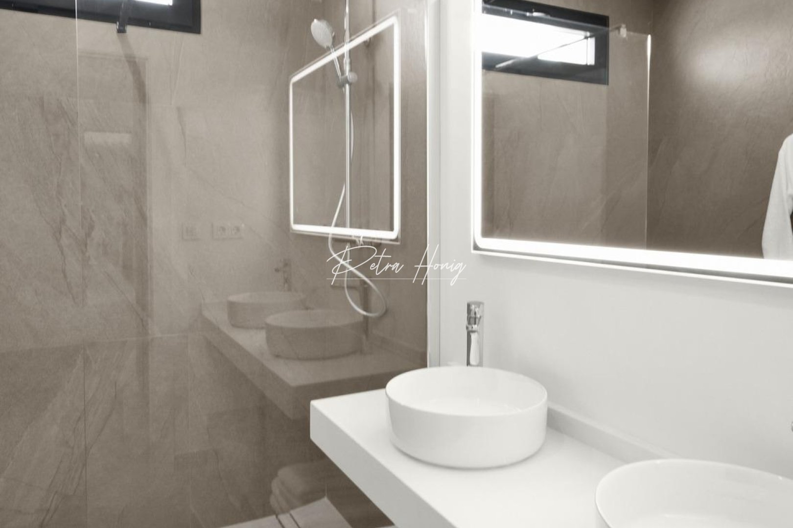 nieuw - Villa - Other areas - Altaona Golf