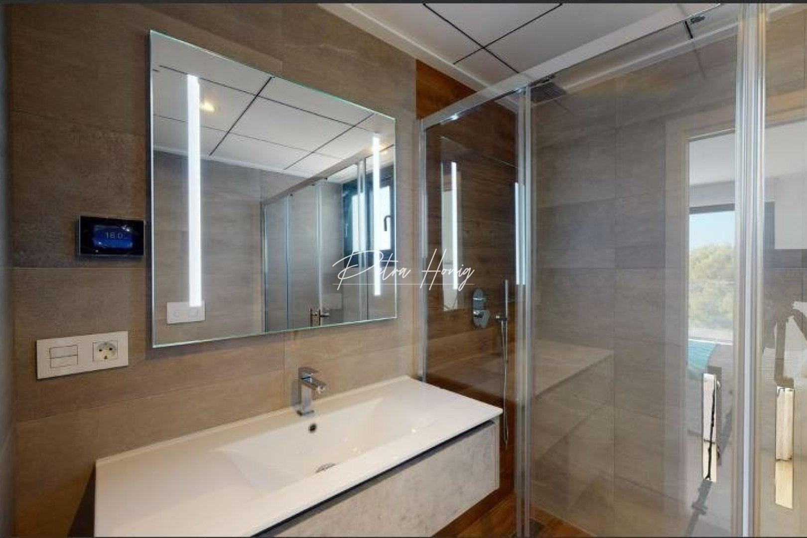 nieuw - Villa - Other areas - Urb. Don Mar