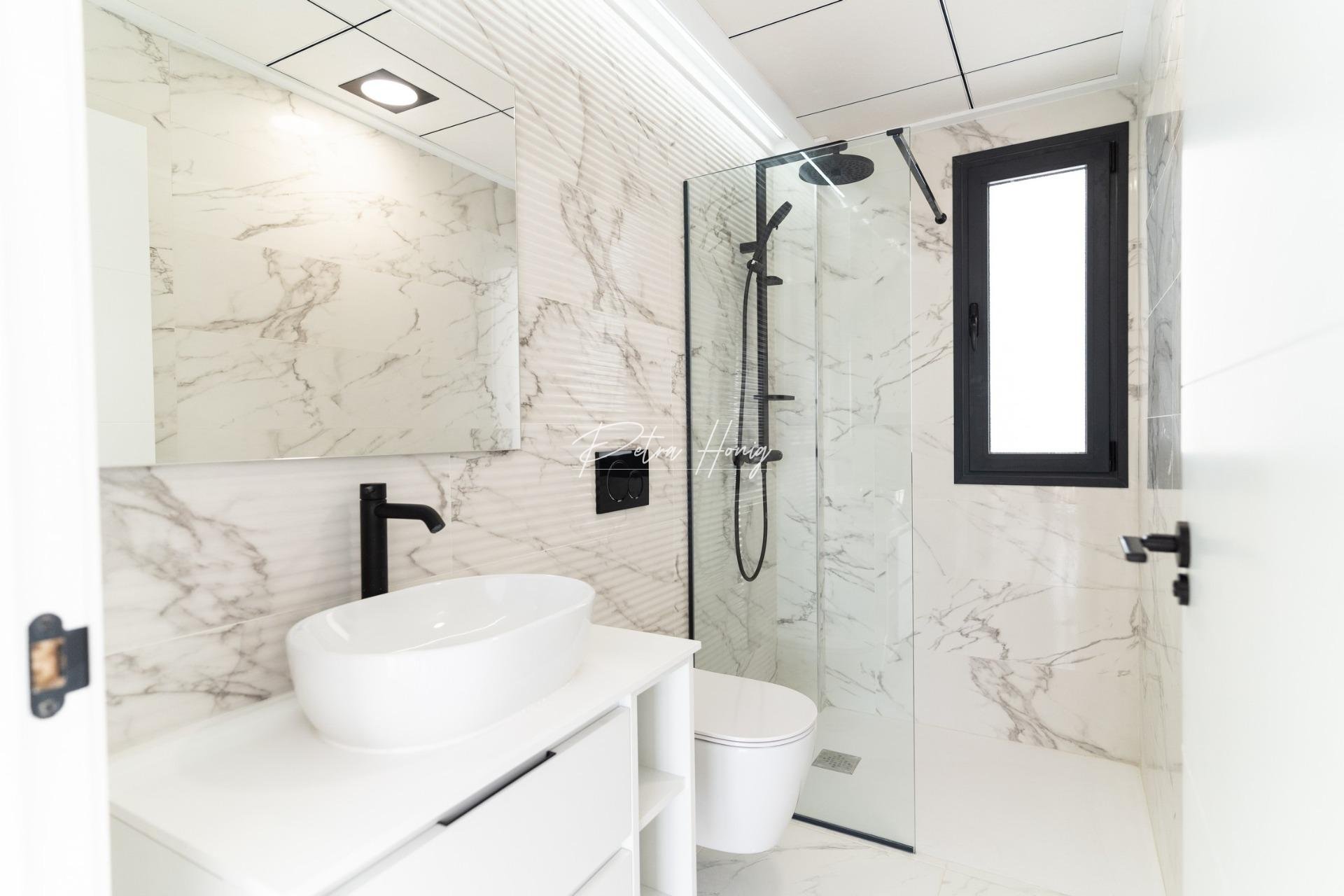 Nouvelle Construction - Villa - Orihuela Costa - Punta Prima