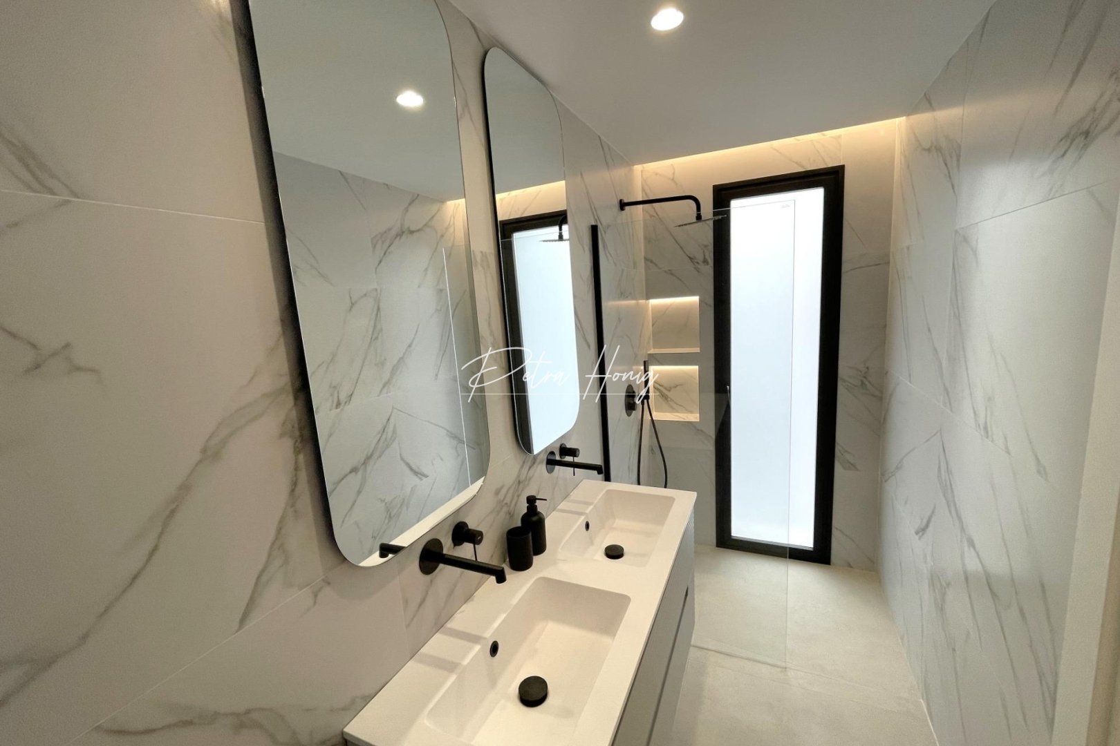 Nouvelle Construction - Villa - Other areas - Urb. La Quinta