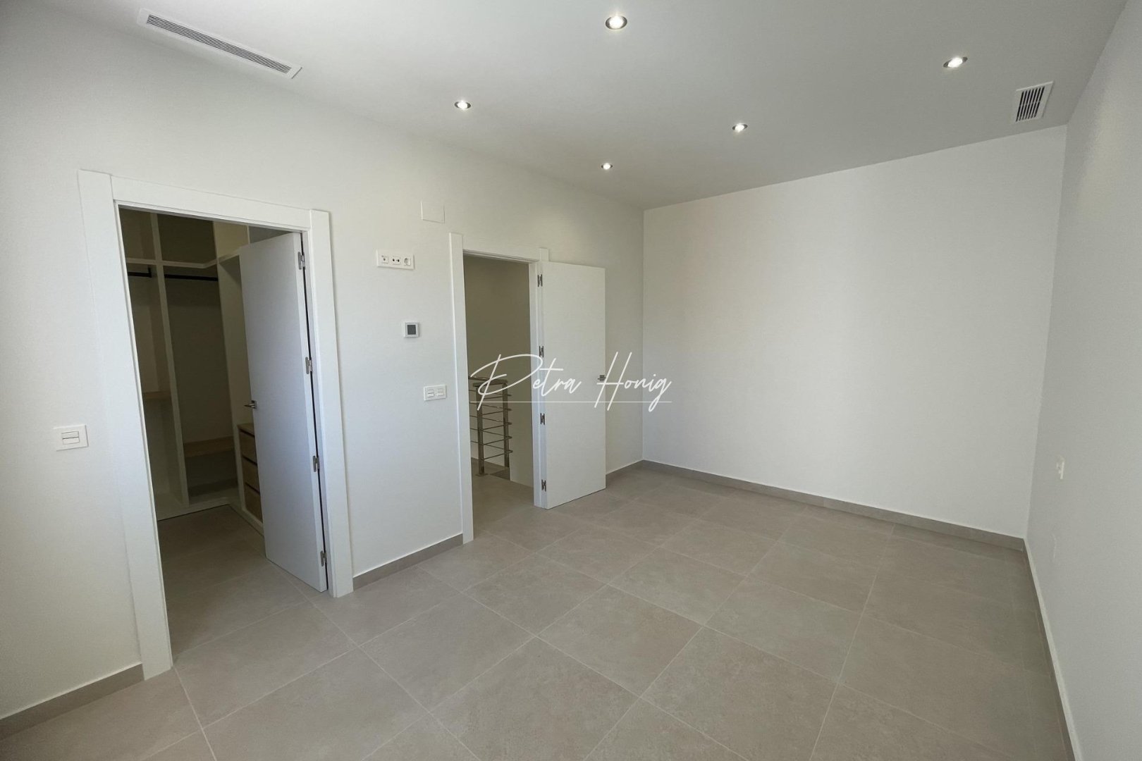 ny - Villa - Almoradi - Heredades