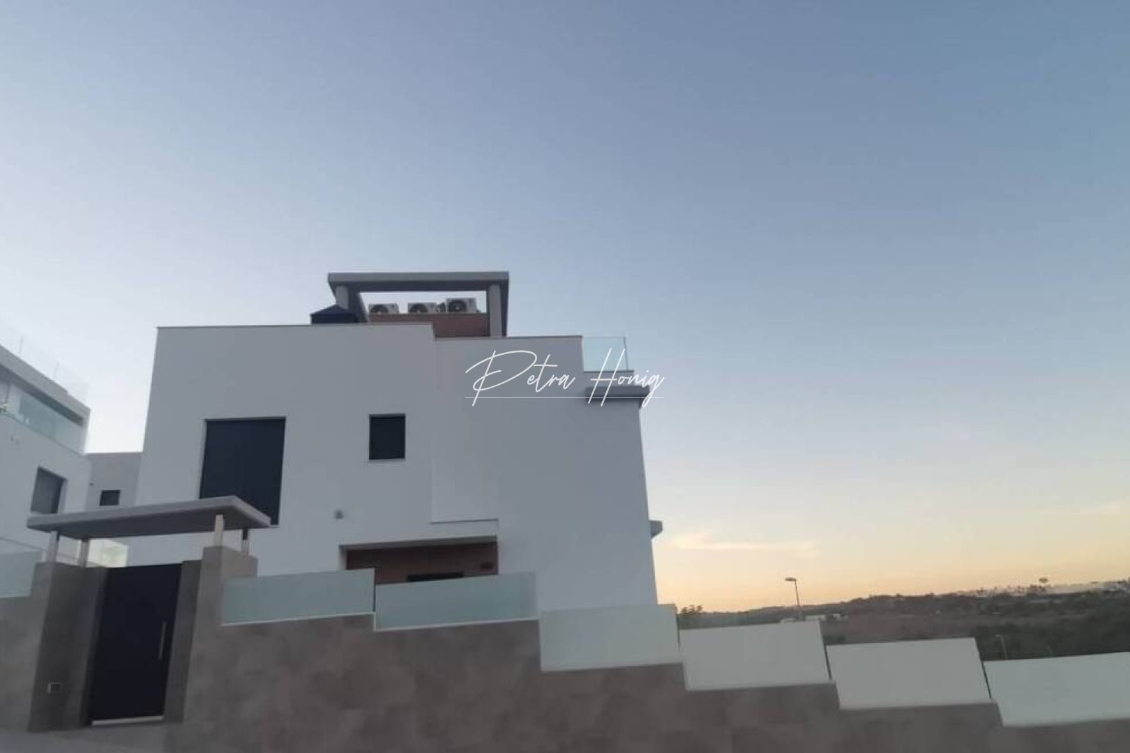 ny - Villa - Campoamor