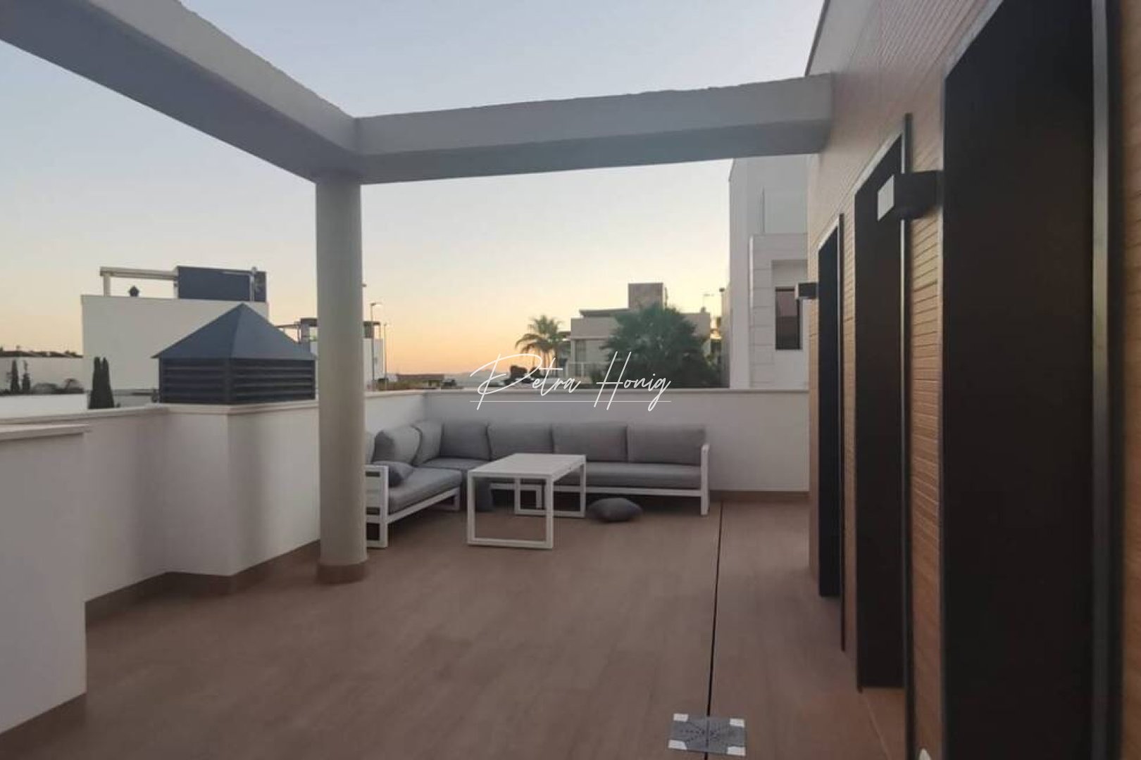 ny - Villa - Campoamor