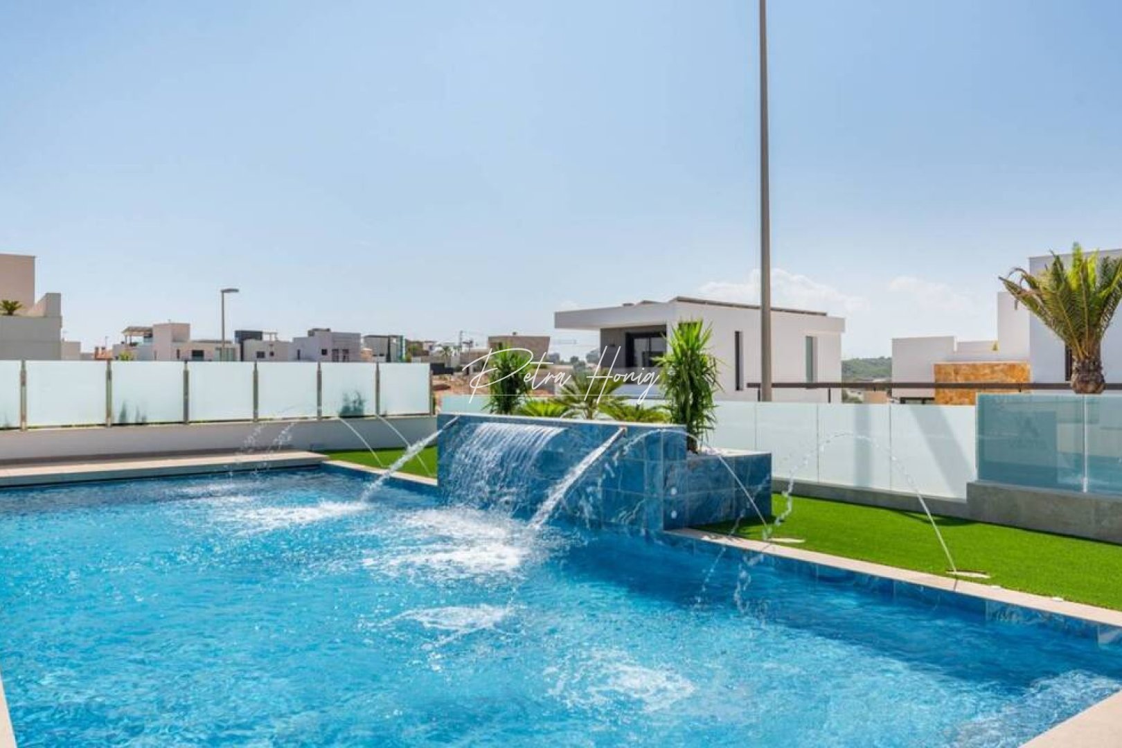 ny - Villa - Campoamor