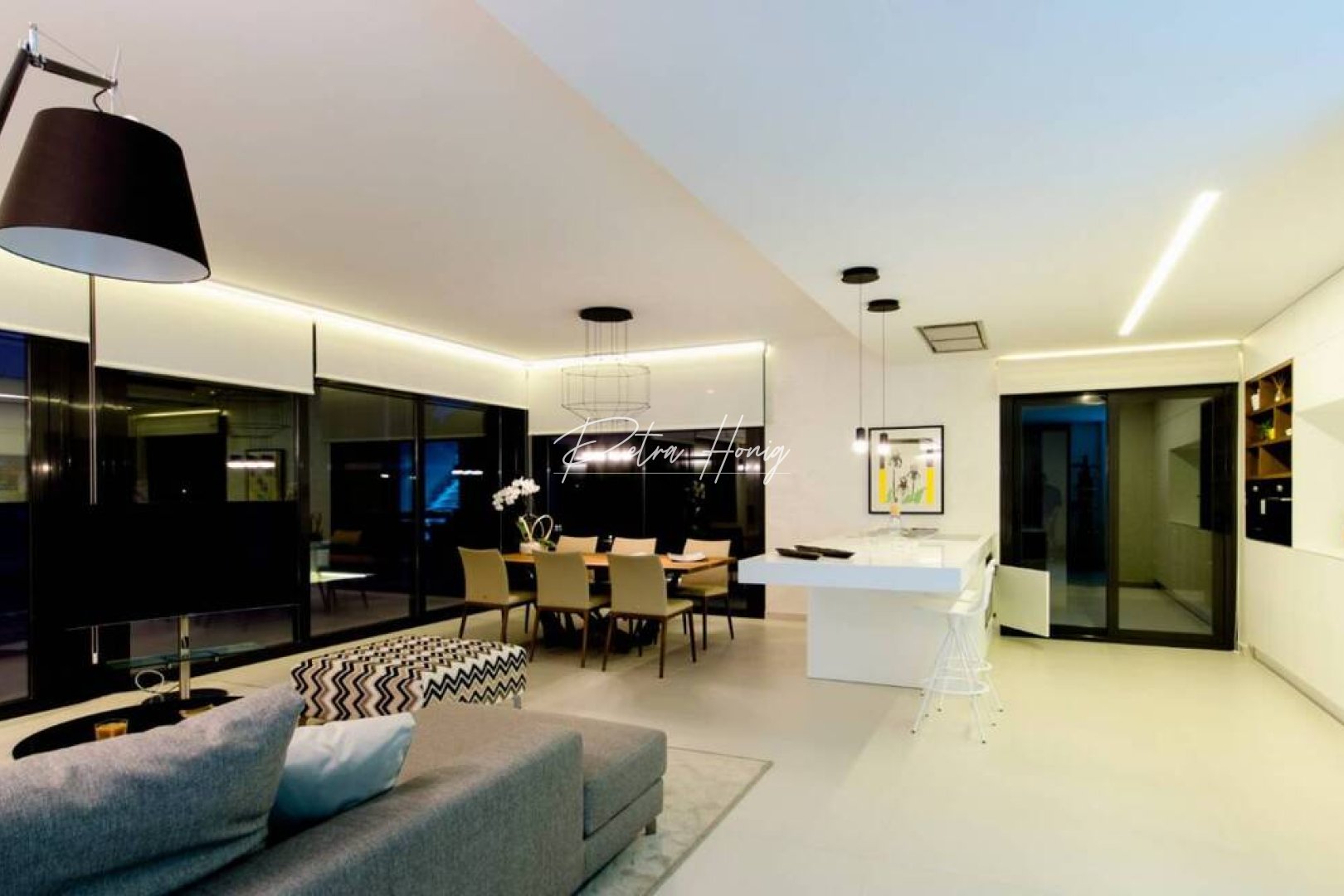 ny - Villa - Campoamor