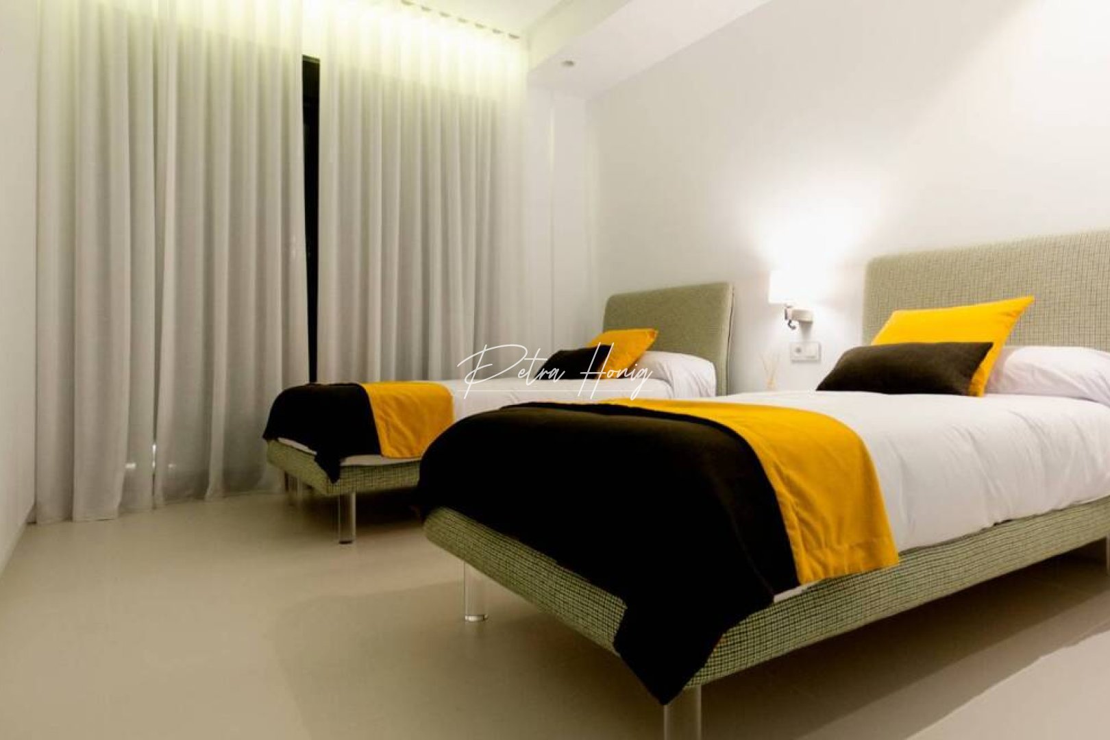 ny - Villa - Campoamor