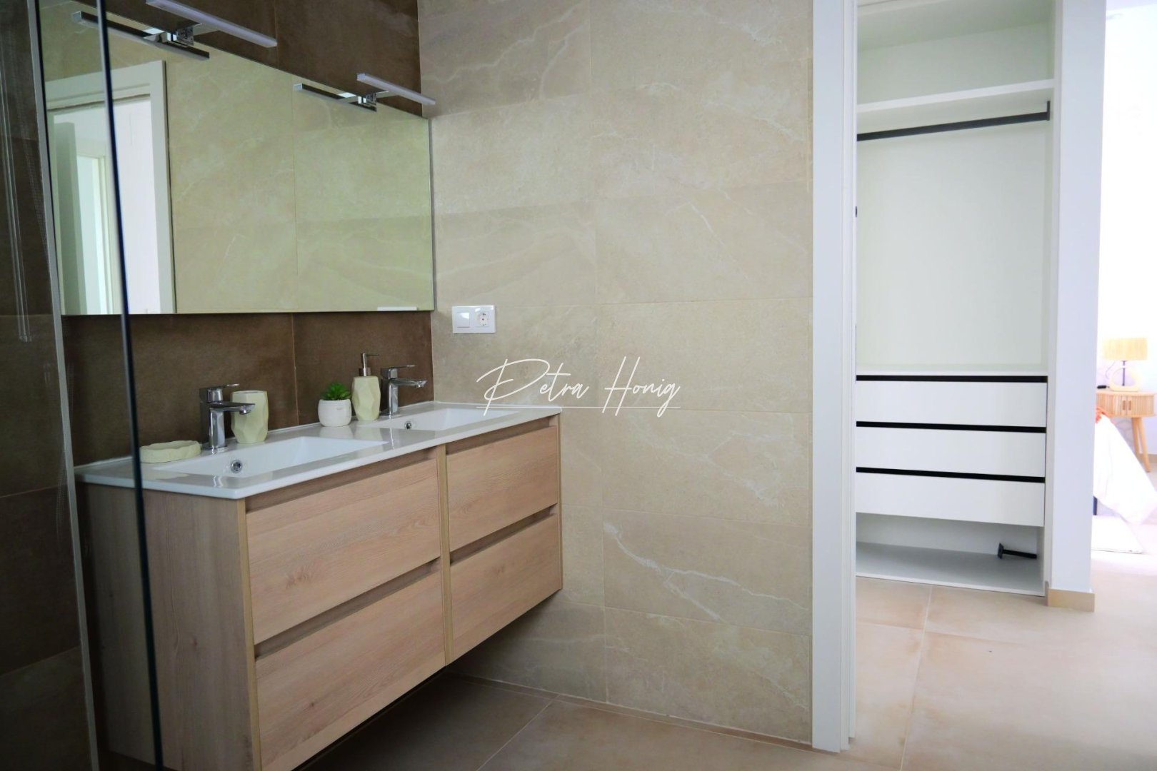 ny - Villa - Dolores - polideportivo