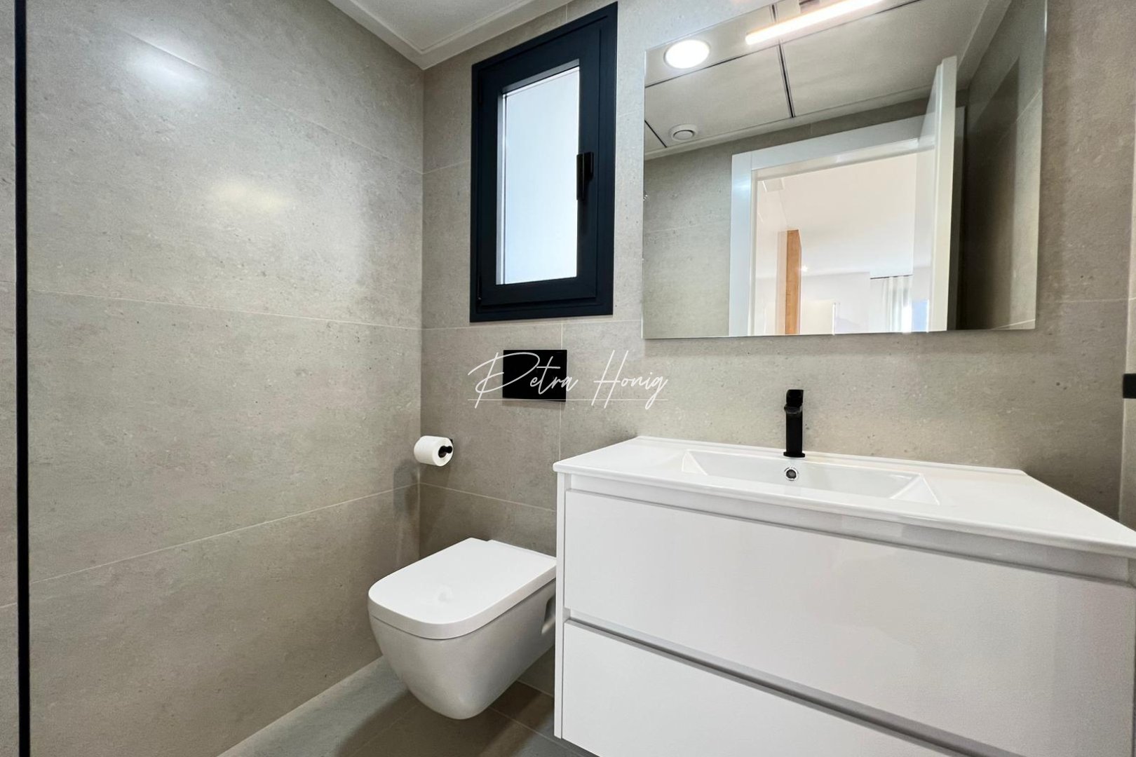 ny - Villa - Other areas - Benfis Park