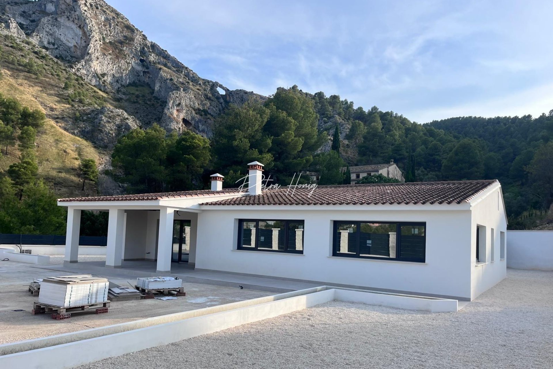 ny - Villa - Other areas - El Olivar