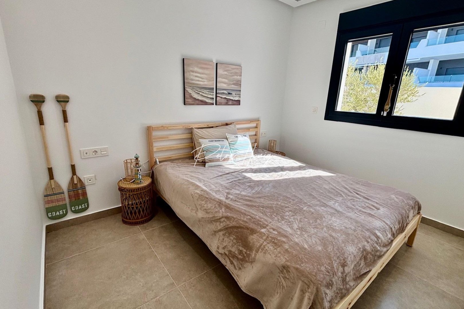 ny - Villa - Other areas - polideportivo