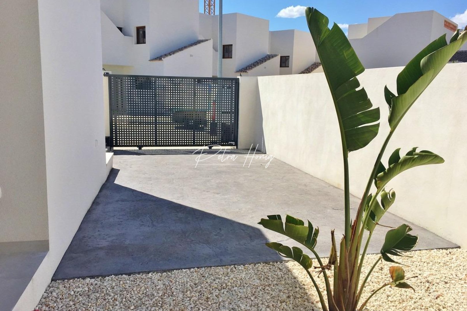 Obra Nueva - Chalet - Other areas - polideportivo