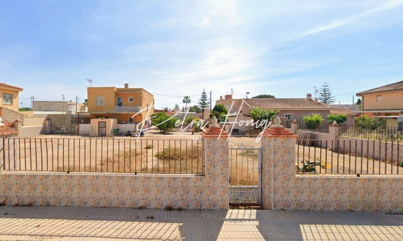 Plot - Resales - Other areas - WS-17784