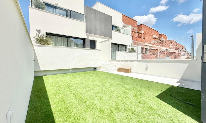 Reihenhaus - Neubau-Projekte - Cox - San Fernando