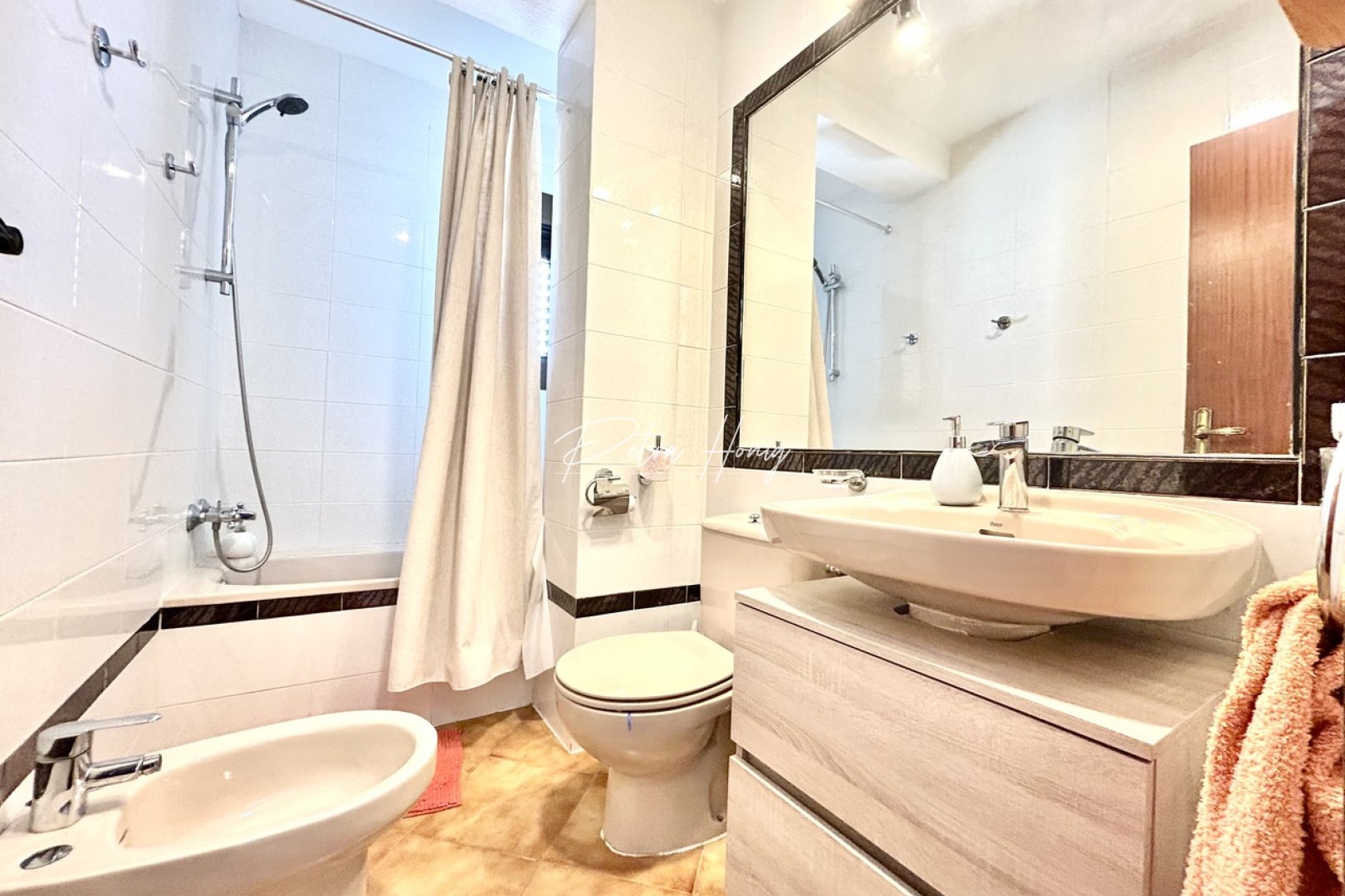 Resales - Apartment - Cabo Roig