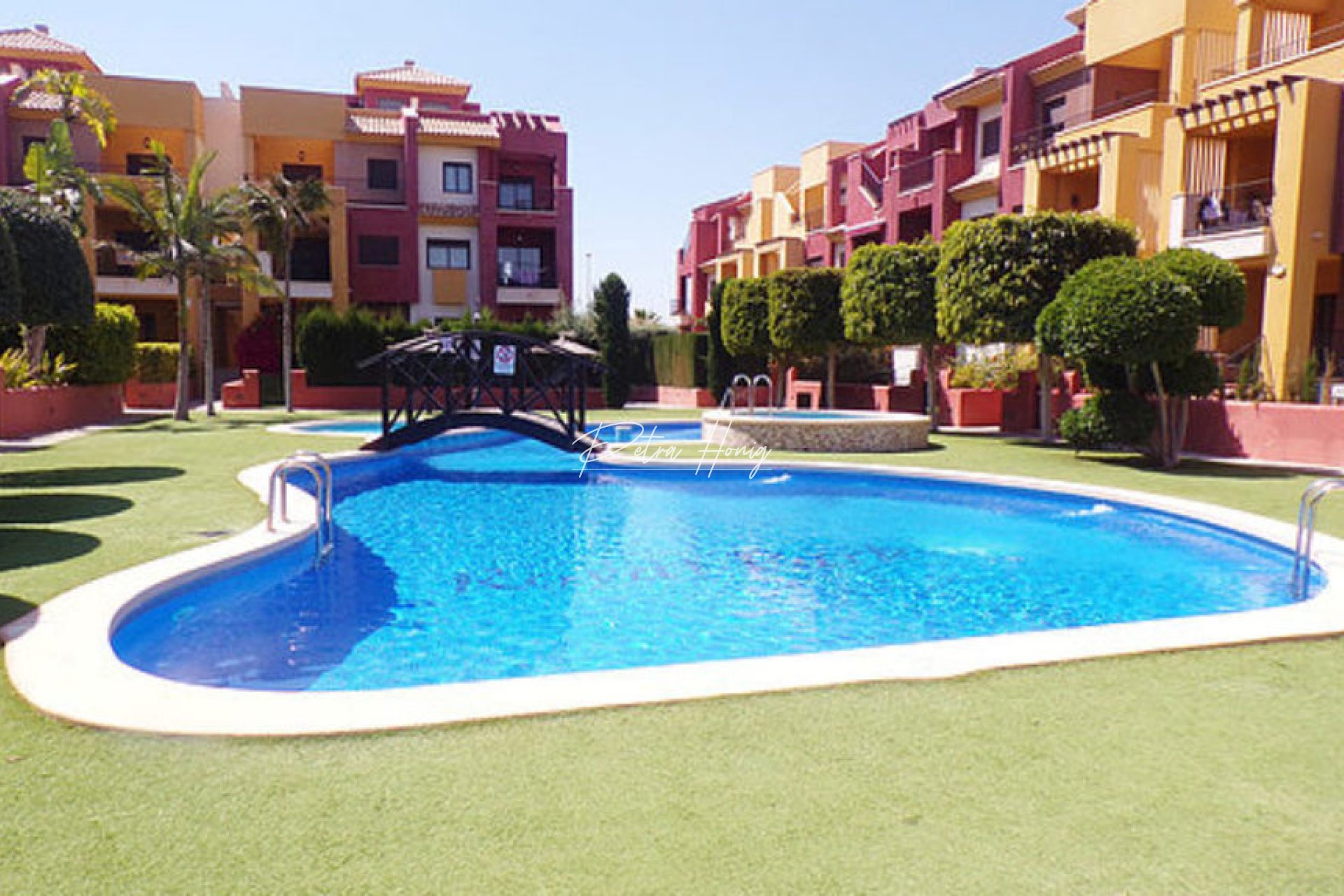 Resales - Apartment - Cabo Roig
