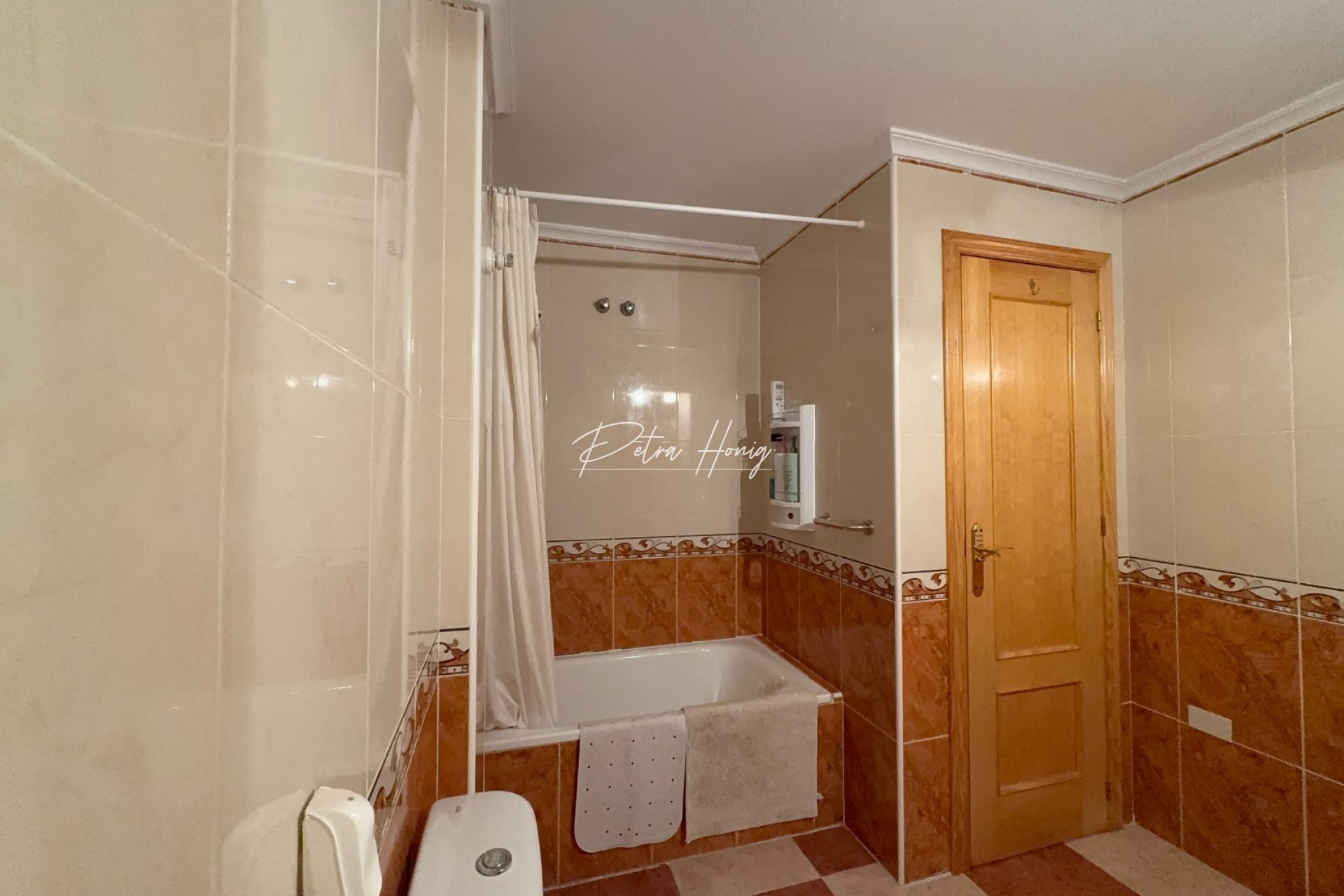 Resales - Apartment - Daya Nueva