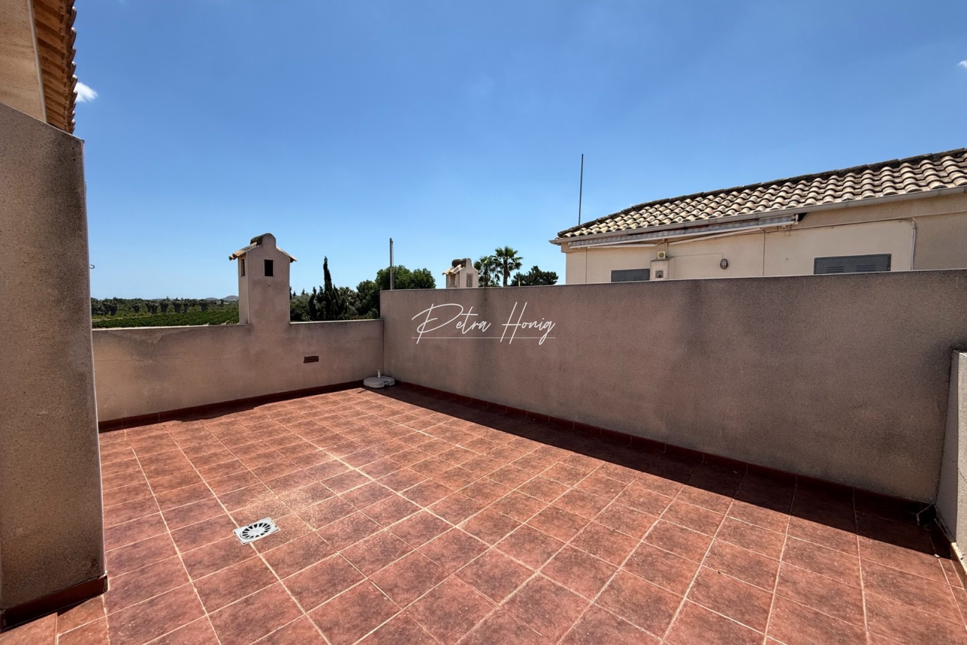 Resales - Apartment - Daya Nueva