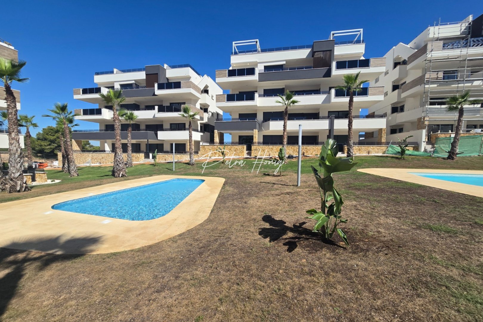 Resales - Apartment / Flat * - Orihuela Costa - Los Altos *