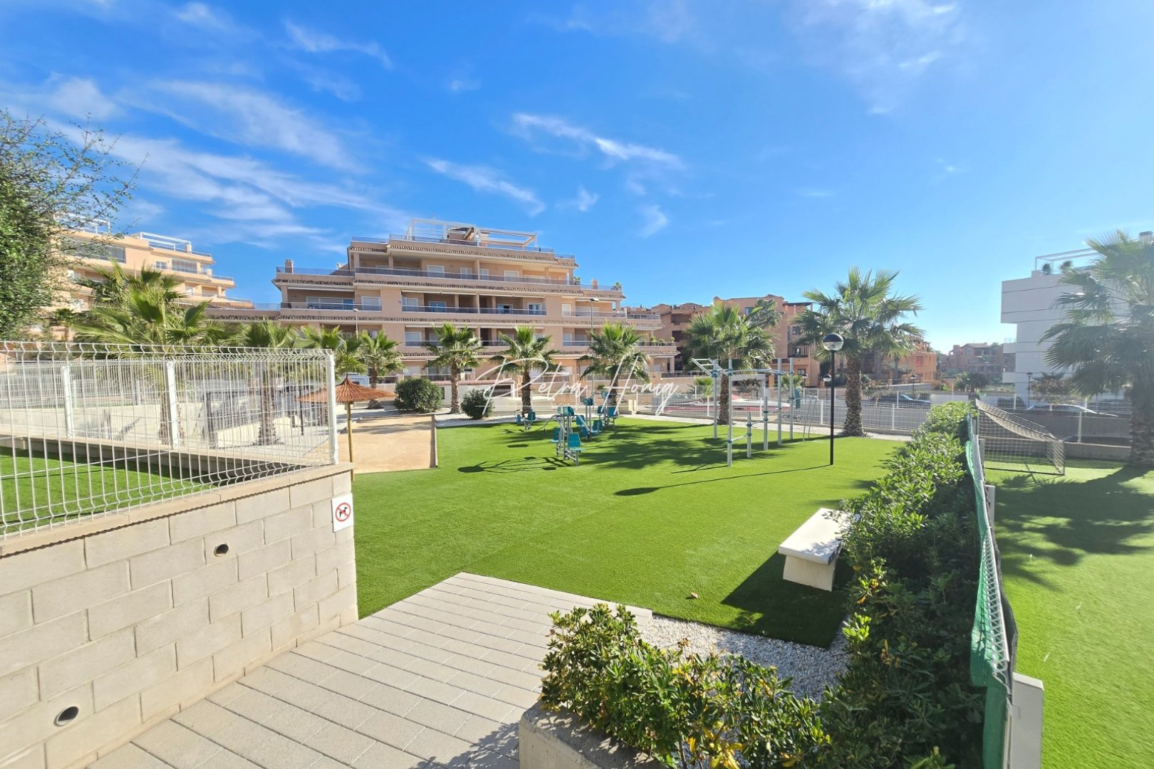 Resales - Apartment / Flat * - Orihuela Costa * - Villamartín *