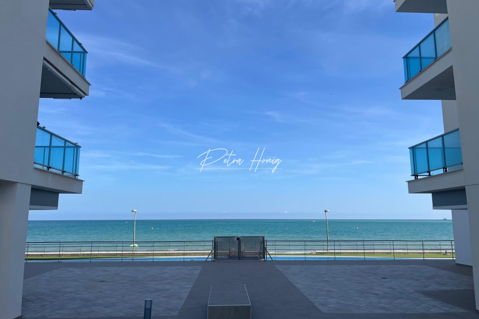 Resales - Apartment - La Manga - La Manga del Mar Menor