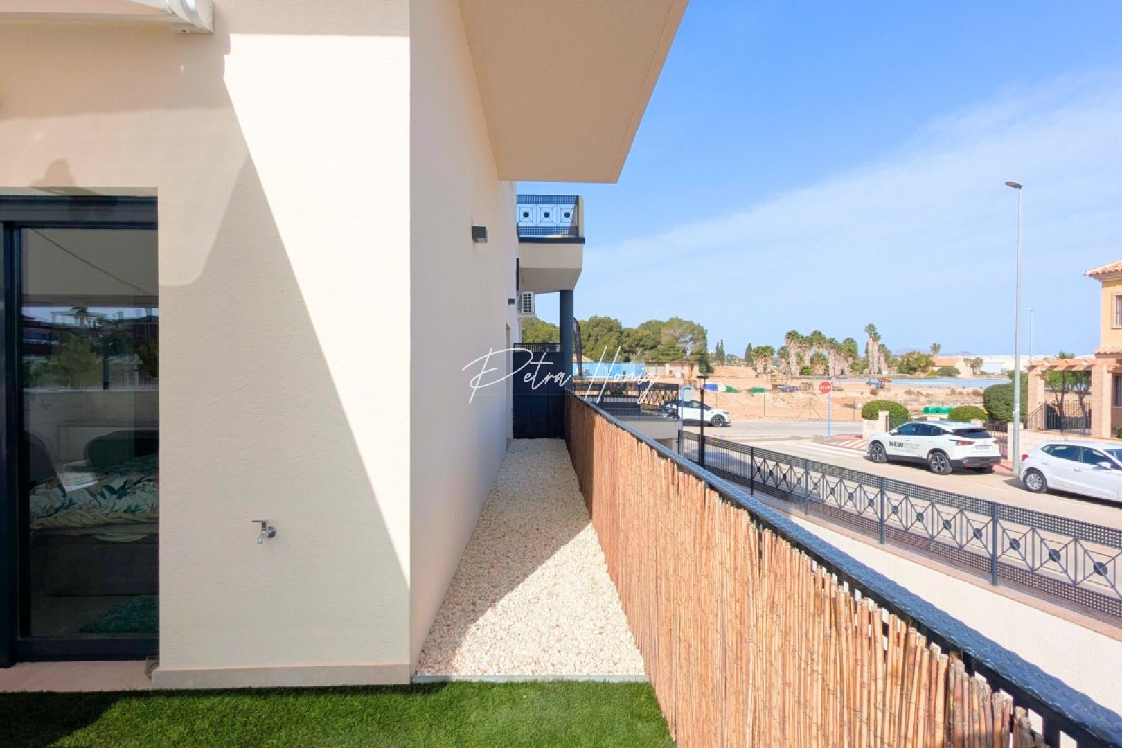 Resales - Apartment - Lo Crispin